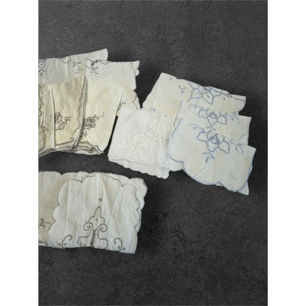 Vintage Linen Napkins Runner Set White Blue Gray Embroidered